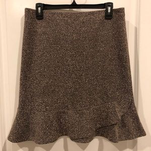 Express pull on skirt size M